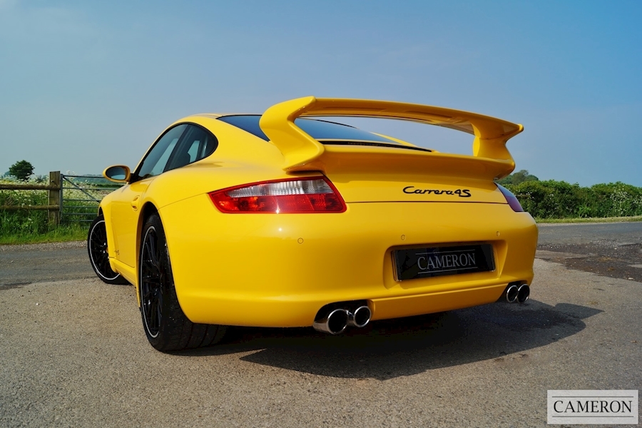 Porsche 911 997 Carrera 4 S Coupe +GT3 Aerokit+