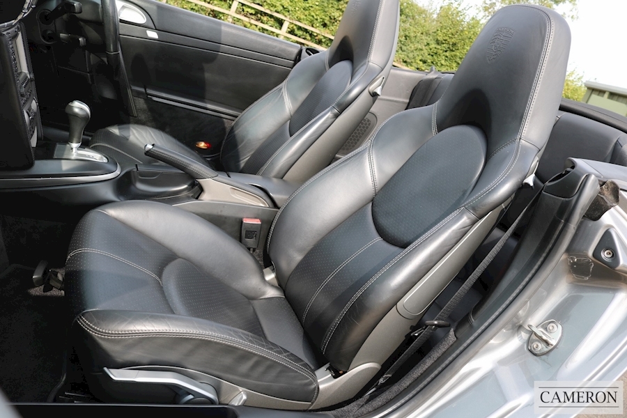 Porsche 911 997 Carrera 4 S Cabriolet