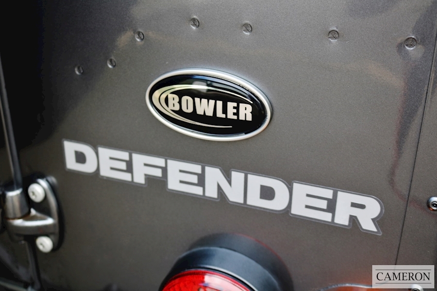 Land Rover Bowler Motorsport Defender 90 2.2 TD XS Station Wagon 2.2 Light 4X4 Utility Manual Diesel