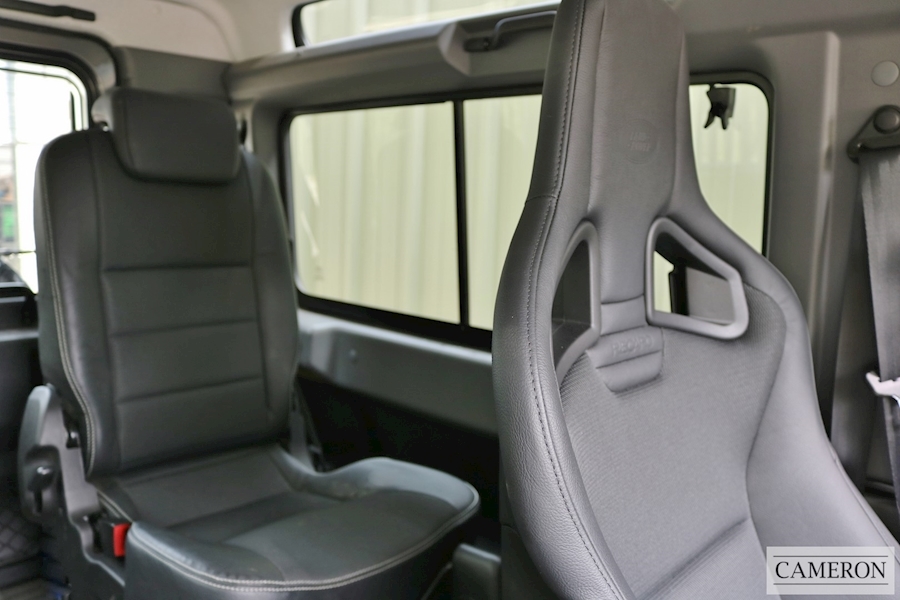 Land Rover Bowler Motorsport Defender 90 2.2 TD XS Station Wagon 2.2 Light 4X4 Utility Manual Diesel