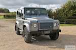 Land Rover Defender 90 XS Station Wagon 2.2