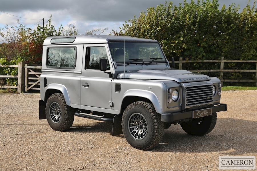 Land Rover Defender 90 XS Station Wagon 2.2