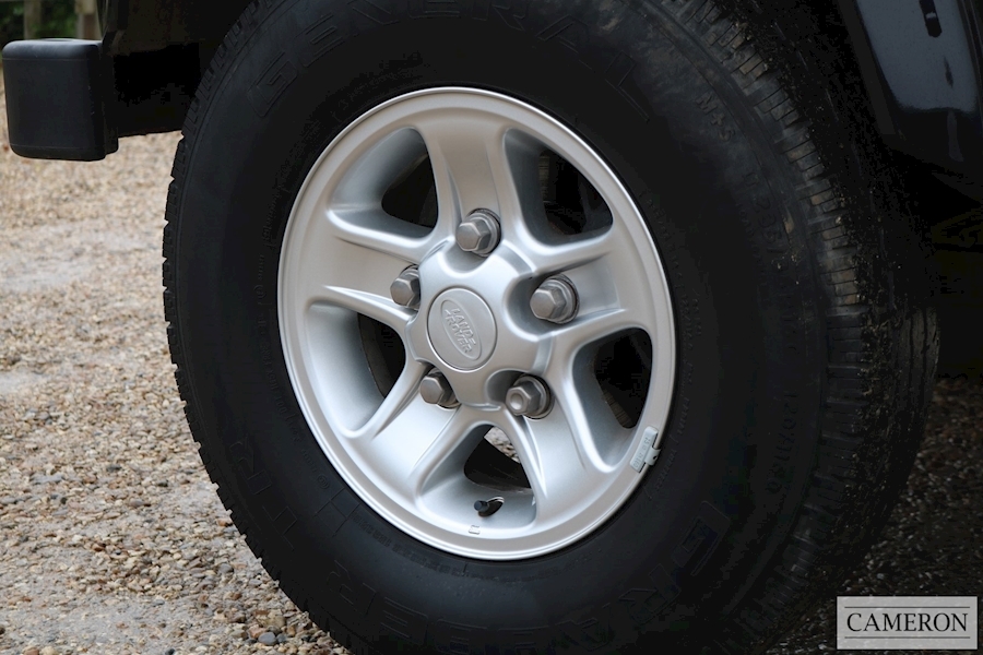 Land Rover Defender 90 XS Station Wagon 3dr