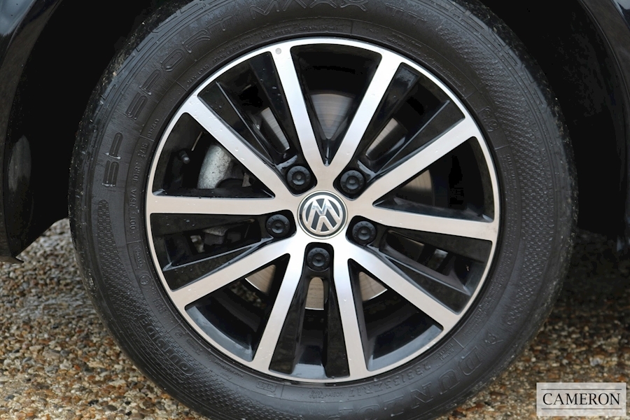 Volkswagen T6 Caravelle Executive 150 TDI DSG 2.0 5dr Van With Side Windows Semi Auto Diesel