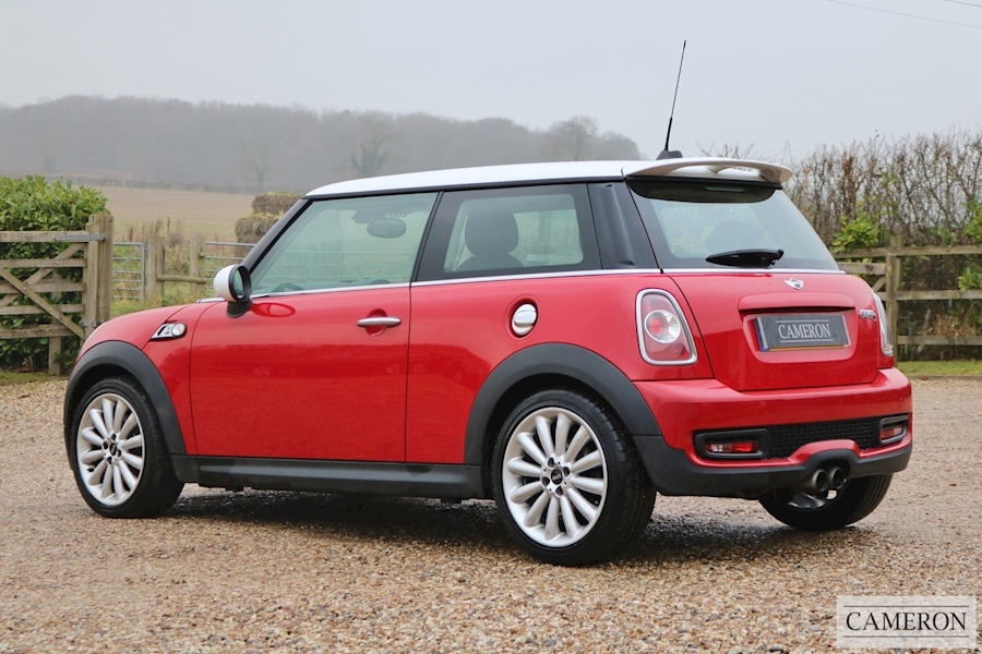 Mini Mini Cooper S Hatchback 1.6 Manual Petrol
