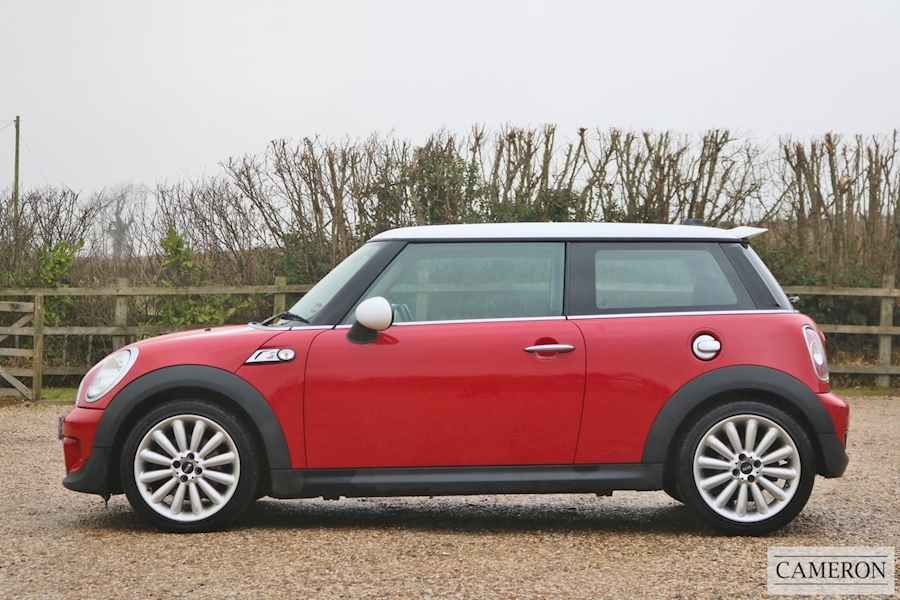 Mini Mini Cooper S Hatchback 1.6 Manual Petrol