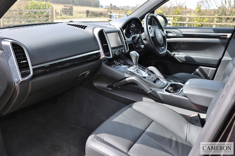 Porsche Cayenne D V6 Tiptronic 3.0 5dr Estate Automatic Diesel