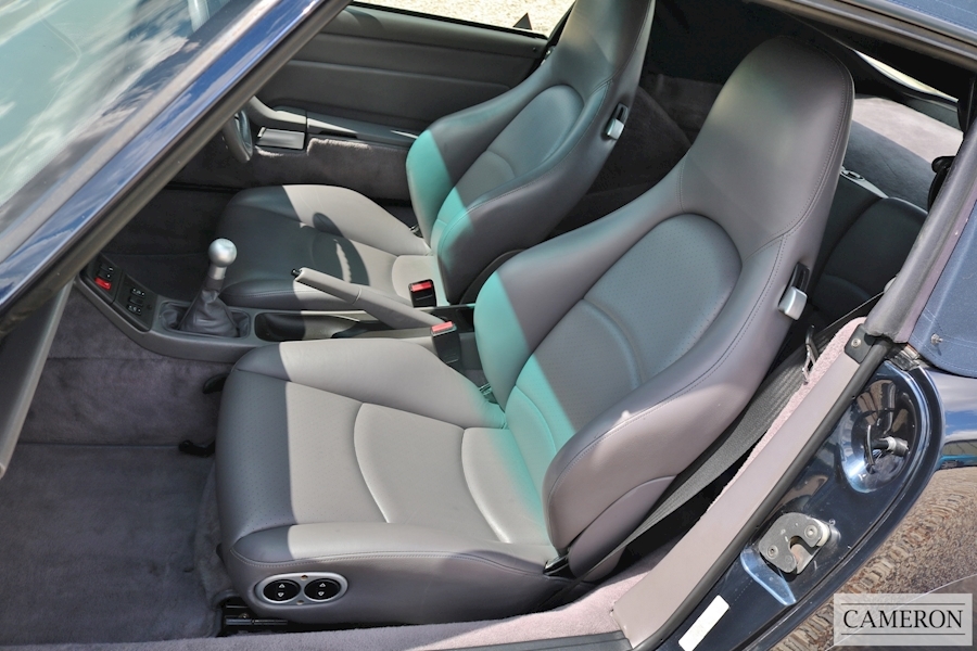 Porsche 911 993 Carrera 2 Cabriolet 3.6 Manual