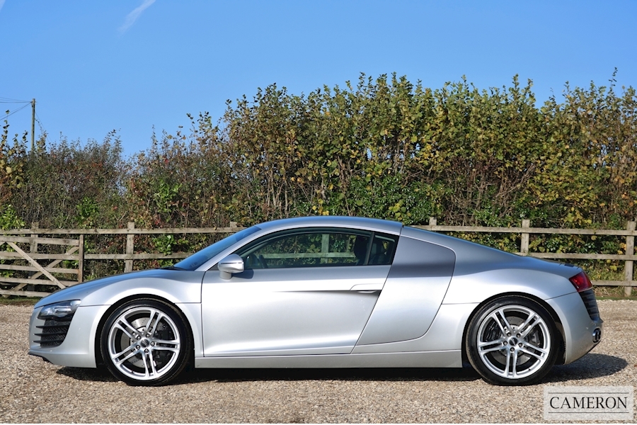 Audi R8 4.2 V8 Quattro 4.2 2dr Coupe Manual Petrol