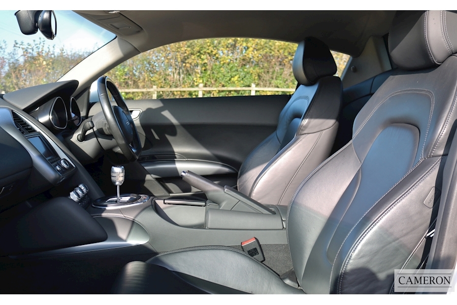 Audi R8 4.2 V8 Quattro 4.2 2dr Coupe Manual Petrol