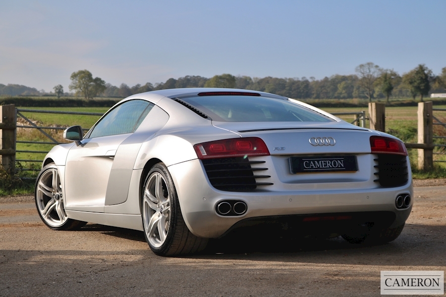 Audi R8 4.2 V8 Quattro 4.2 2dr Coupe Manual Petrol