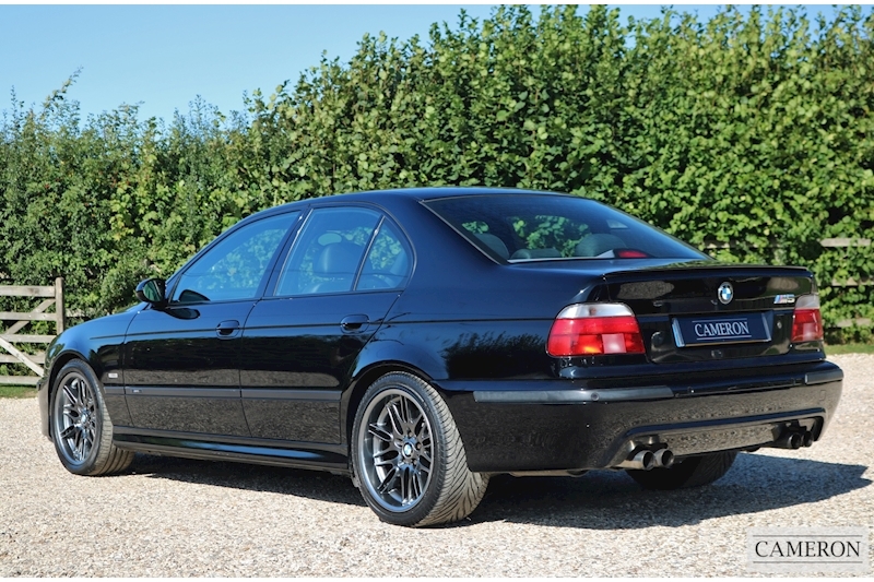 BMW 5 Series E39 M5 5.0 V8 Manual 4.9 4dr Saloon Manual Petrol