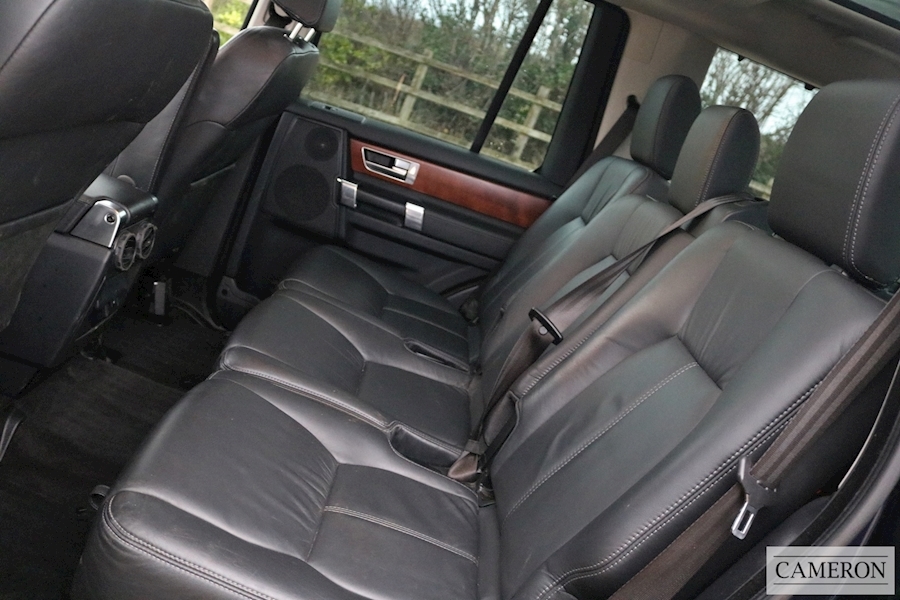 Land Rover Discovery Sdv6 Hse Estate 3.0 Automatic Diesel