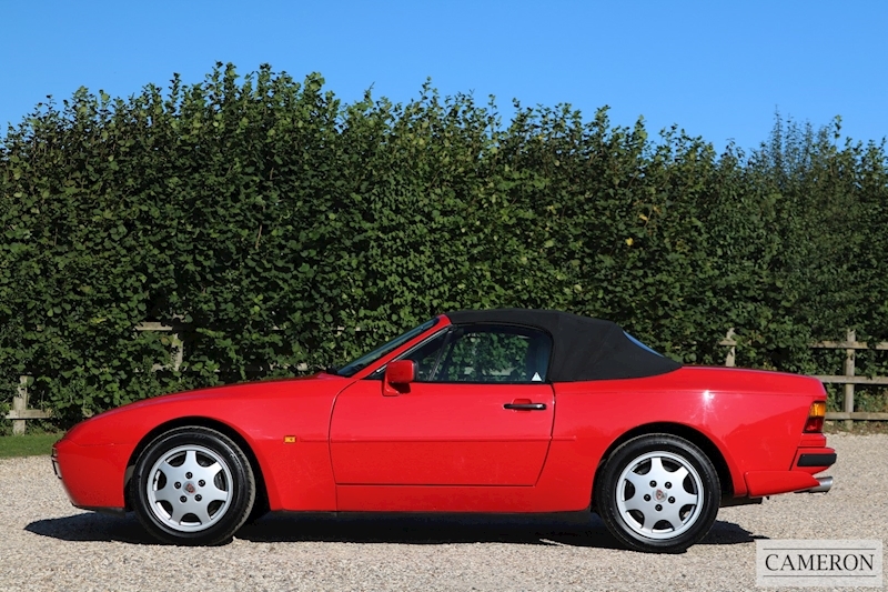 Porsche 944 S2 Convertible 3.0 Manual Petrol