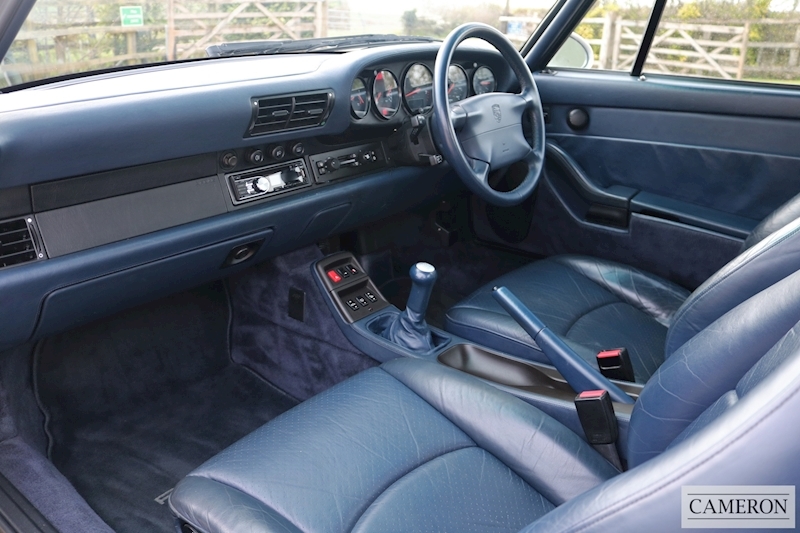 Porsche 911 993 Carrera 4 S Coupe