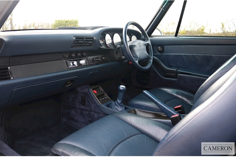 Porsche 911 993 Carrera 4 S Coupe