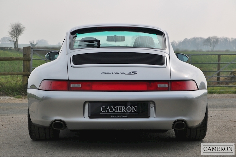 Porsche 911 993 Carrera 4 S Coupe