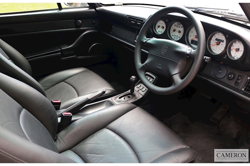 Porsche 911 993 Carrera S Coupe Tiptronic