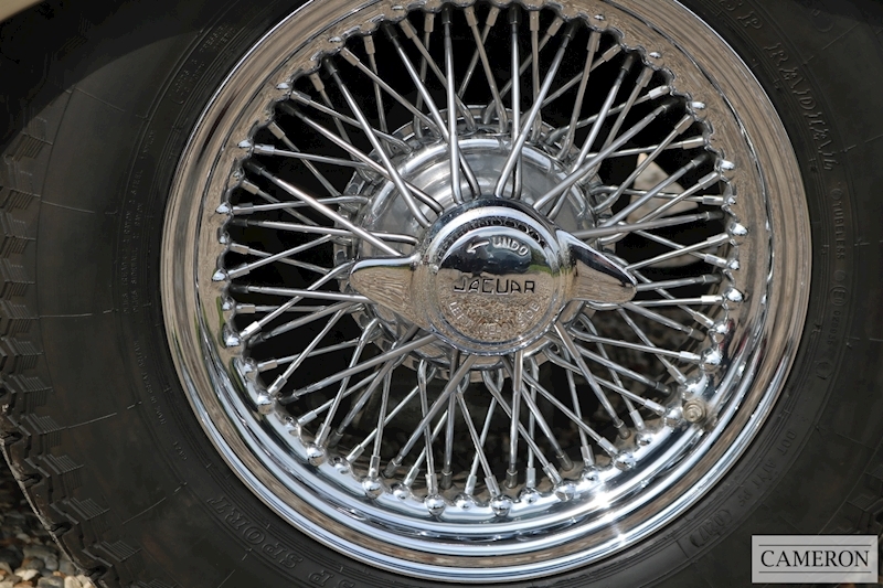 Jaguar E Type Series 1 4.2 Fixed Head Coupe