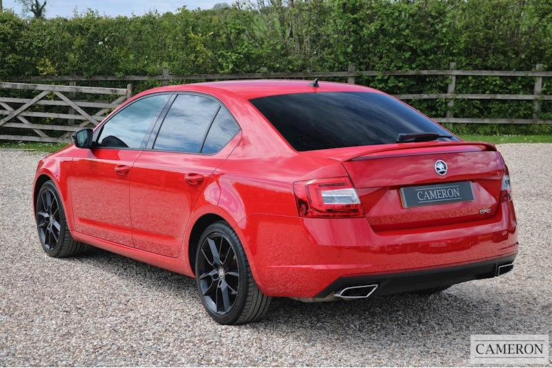 Skoda Octavia Vrs Tdi Cr Dsg Hatchback 2.0 Semi Auto Diesel