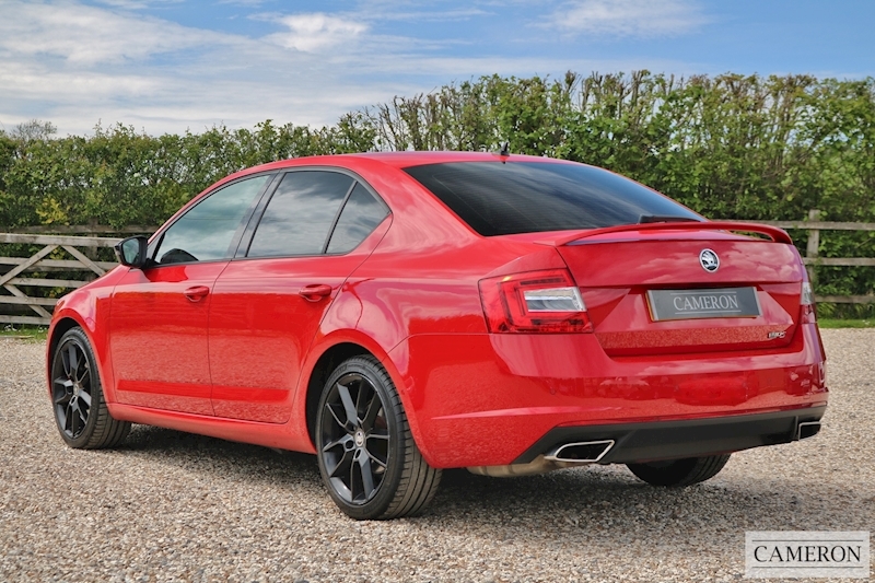 Skoda Octavia Vrs Tdi Cr Dsg Hatchback 2.0 Semi Auto Diesel