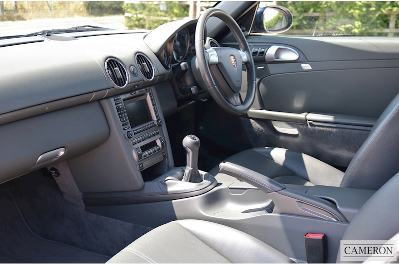 Porsche Boxster 987 2.7