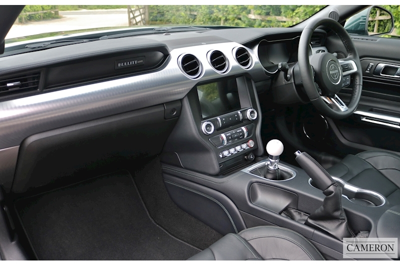 Ford Mustang Bullitt Coupe 5.0 Manual Petrol