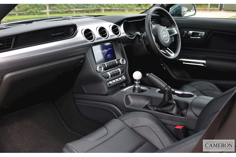 Ford Mustang Bullitt Coupe 5.0 Manual Petrol