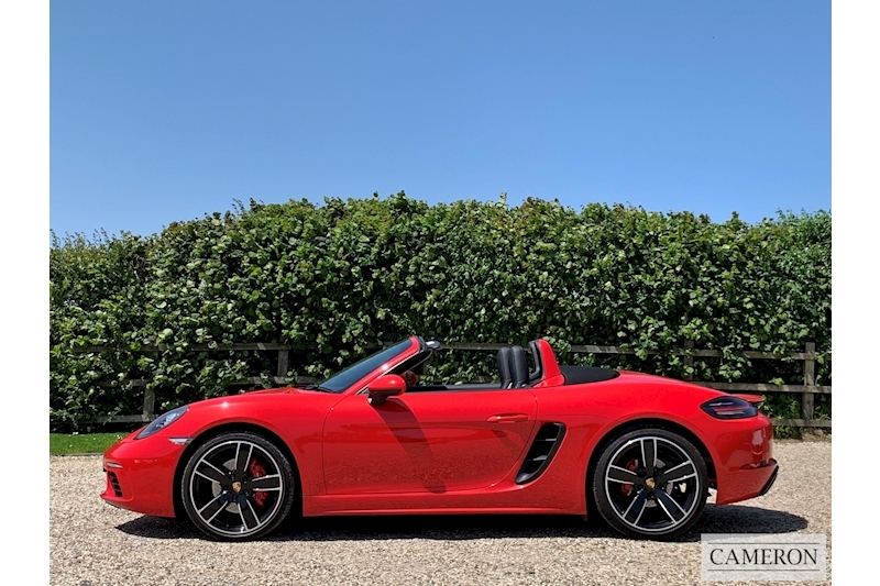 Porsche 718 Boxster S Convertible 2.5 Manual Petrol