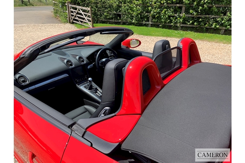 Porsche 718 Boxster S Convertible 2.5 Manual Petrol
