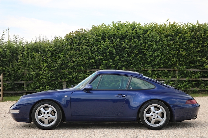 911 993 Carrera 2 Coupe +Manual +Sport Seats +Air Conditioning