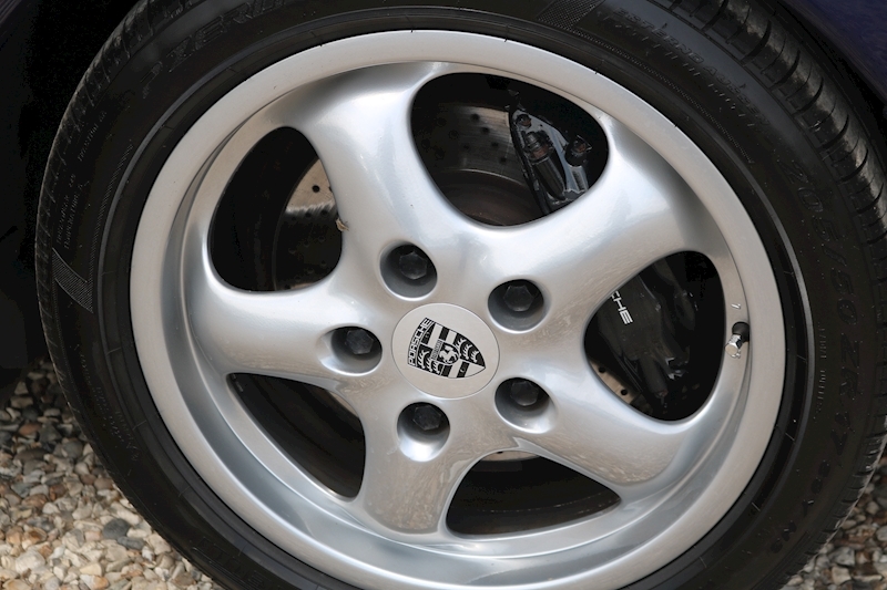 Porsche 911 993 Carrera 2 Coupe +Manual +Sport Seats +Air Conditioning