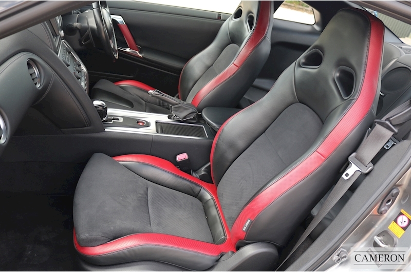 Nissan GT-R Black Edition 3.8 2dr Coupe Semi Auto Petrol