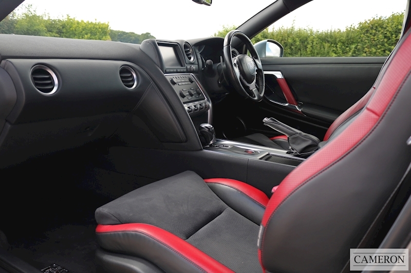 Nissan GT-R Black Edition 3.8 2dr Coupe Semi Auto Petrol