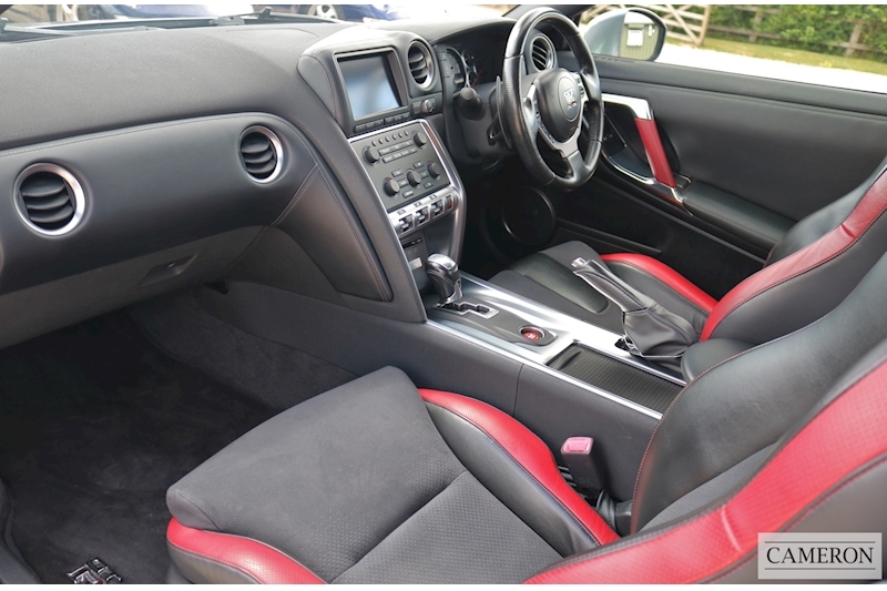 Nissan GT-R Black Edition 3.8 2dr Coupe Semi Auto Petrol