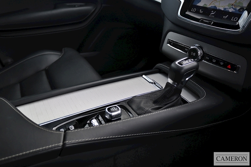 Volvo Xc90 D5 Powerpulse Inscription Pro Awd Estate 2.0 Automatic Diesel