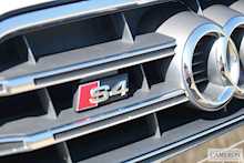 Audi A4 S4 Avant Quattro Estate 3.0 Automatic Petrol