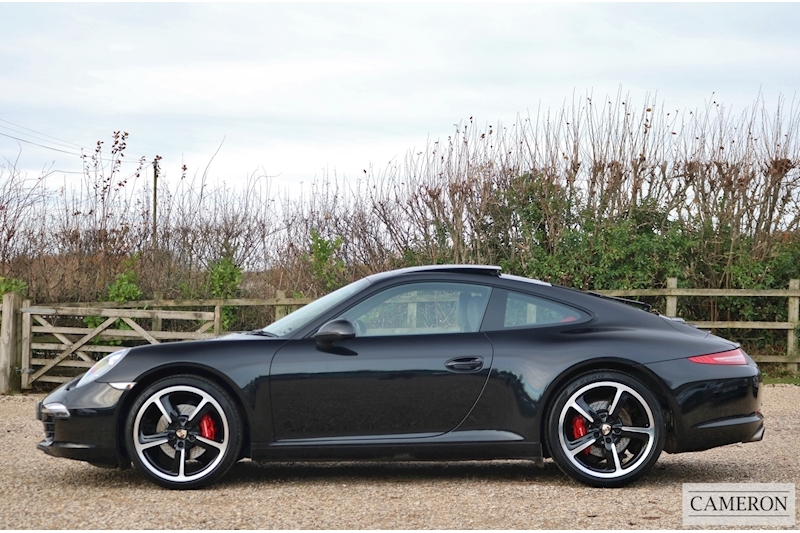 Porsche 911 991 Carrera 2 Coupe Manual