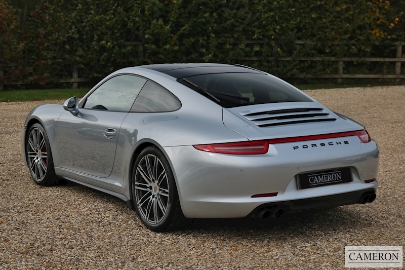 Porsche 911 991 Carrera 4 S PDK Coupe