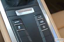 Porsche Cayman 981 3.4 S Coupe Manual