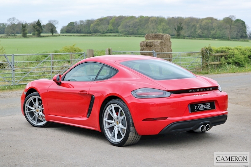 Porsche 718 Cayman S PDK Coupe 2.5 +20" Wheels +Sports Exhuast