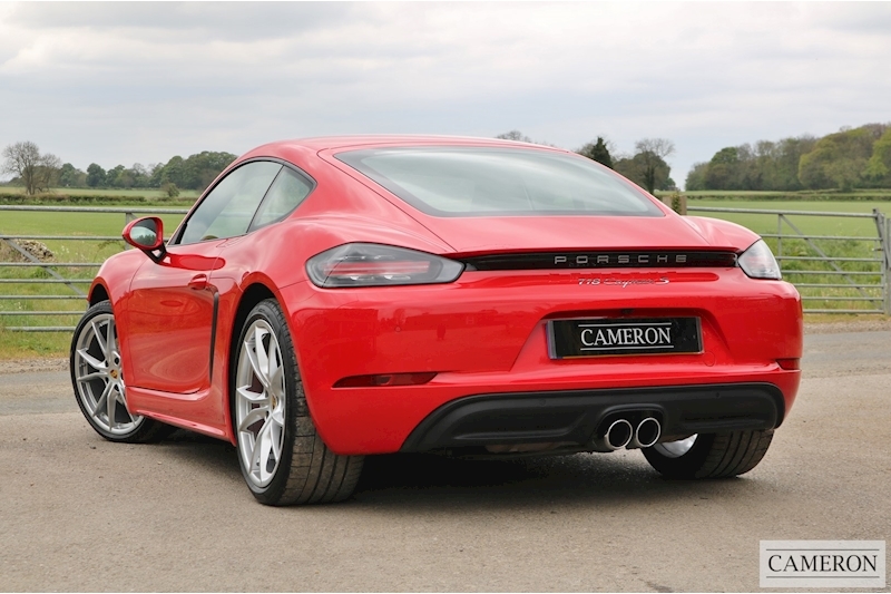 Porsche 718 Cayman S PDK Coupe 2.5 +20" Wheels +Sports Exhuast