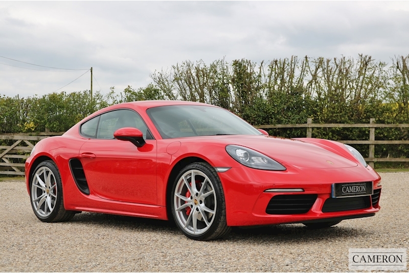 Porsche 718 Cayman S PDK Coupe 2.5 +20" Wheels +Sports Exhuast