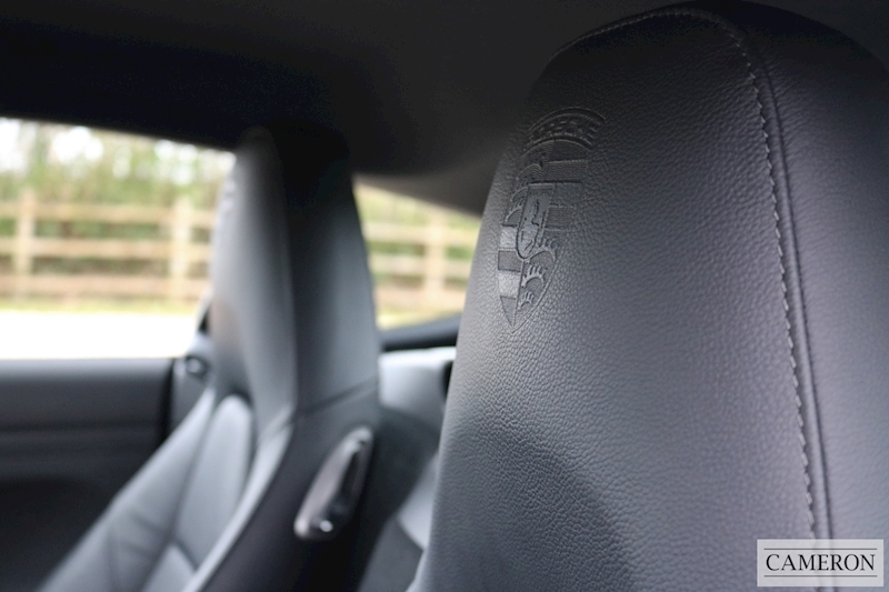 Porsche Cayman 981 2.7 Black Edition PDK