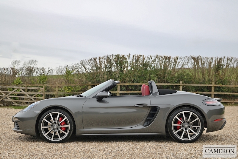 718 Boxster 2.5 S PDK 2.5 2dr Convertible Semi Auto Petrol