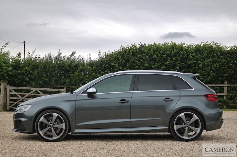 Audi RS3 2.5 TFSI Sportback 5dr Petrol S Tronic quattro (Nav) (189 g/km, 362 bhp) 2.5 5dr Sportback S Tronic Petrol