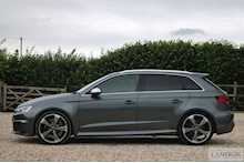 Audi RS3 2.5 TFSI Sportback 5dr Petrol S Tronic quattro (Nav) (189 g/km, 362 bhp) 2.5 5dr Sportback S Tronic Petrol