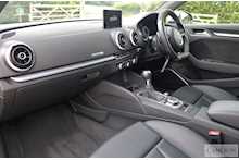 Audi RS3 2.5 TFSI Sportback 5dr Petrol S Tronic quattro (Nav) (189 g/km, 362 bhp) 2.5 5dr Sportback S Tronic Petrol