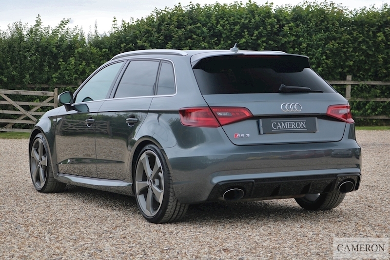 Audi RS3 2.5 TFSI Sportback 5dr Petrol S Tronic quattro (Nav) (189 g/km, 362 bhp) 2.5 5dr Sportback S Tronic Petrol