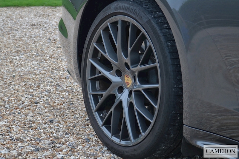Porsche Panamera 4S Sport Turismo PDK 2.9 5dr Estate Semi Auto Petrol